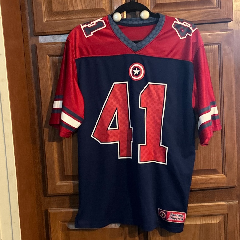 Captain America Marvel Red and Blue Sports Jersey Shirt Men’s Large